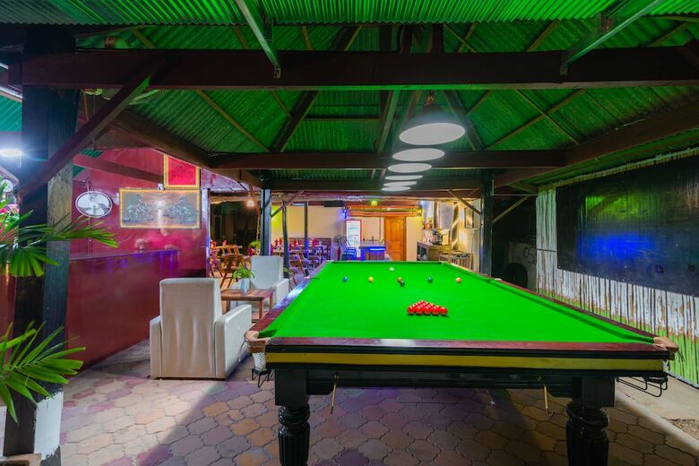Bed & Breakfast Five Rose Siem Reap Hostel