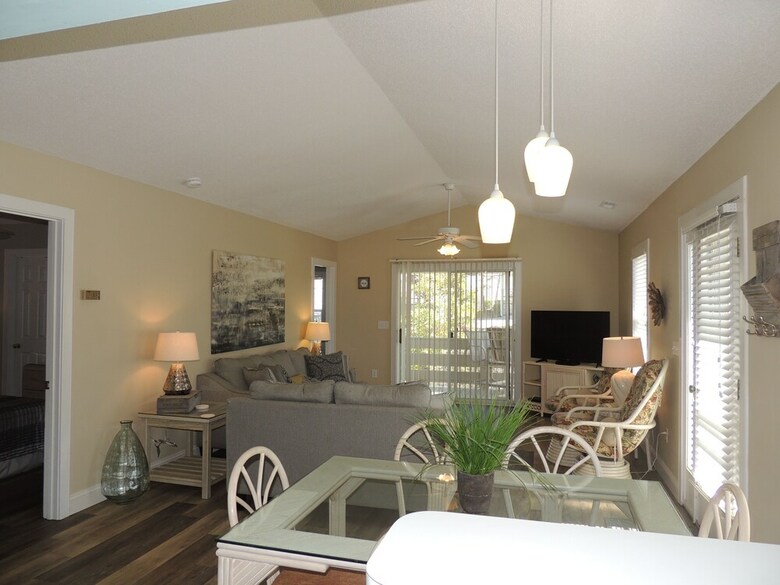 Ocean Green Cottage #9651