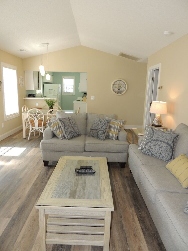 Ocean Green Cottage #9651