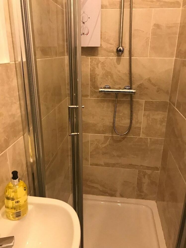 Two Bedroom Apartment Roath Park Cardiff