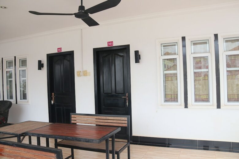 Hotel Taraboat Guesthouse