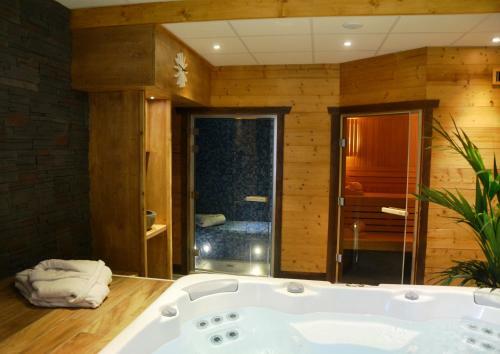 Hotel H�tel Les Ancolies