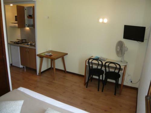 Hotel H�tel Les Gabarres