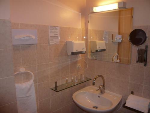 Hotel H�tel Les Gabarres