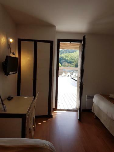 Hotel H�tel Les Gabarres