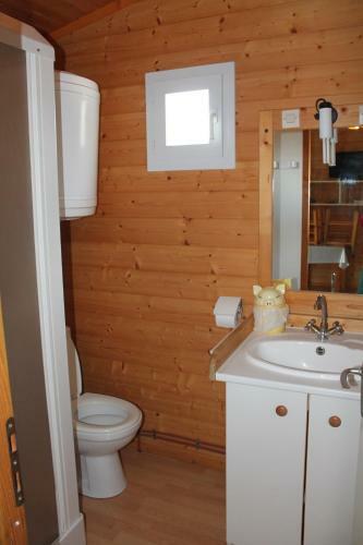 Village De Chalets Camping Bois Simonet