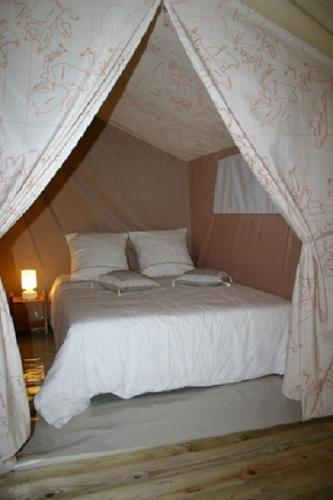 Village De Chalets Camping Bois Simonet