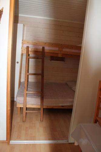 Village De Chalets Camping Bois Simonet