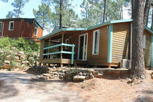 Village De Chalets Camping Bois Simonet