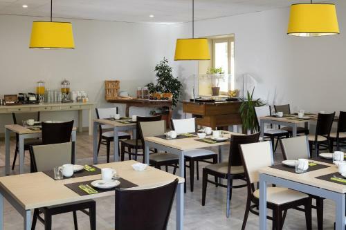 Logis Hotel Les Cedres
