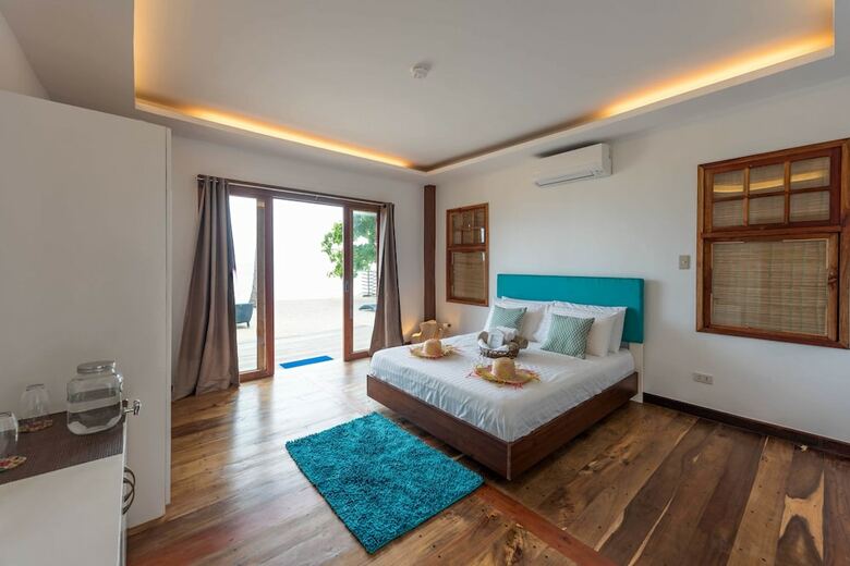 Hotel Salina Beach Villas