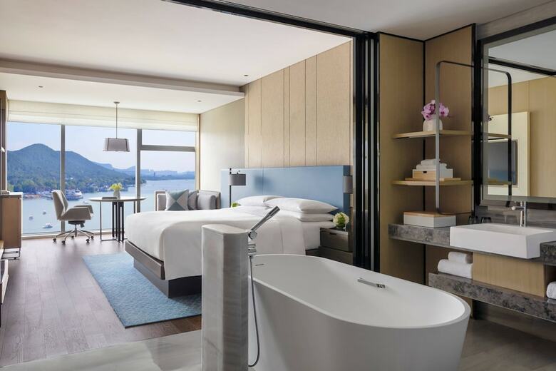 Xuzhou Marriott Hotel Lakeview