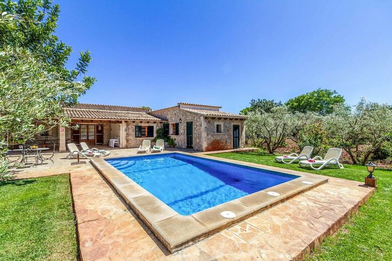 Villa Les Oliveras