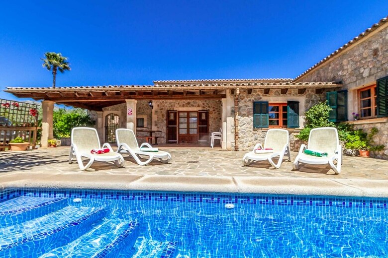 Villa Les Oliveras