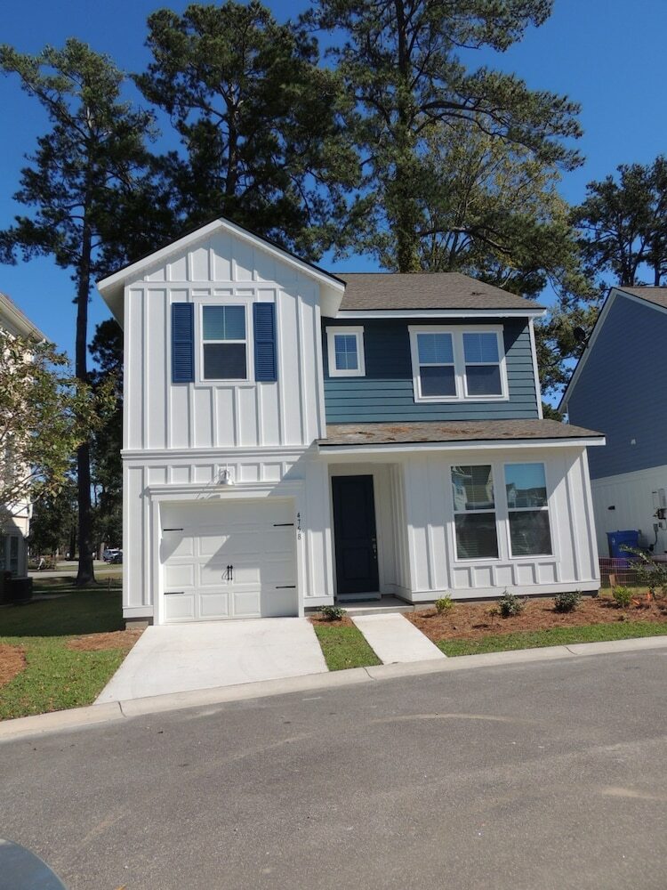 4758 Cloisters Lane