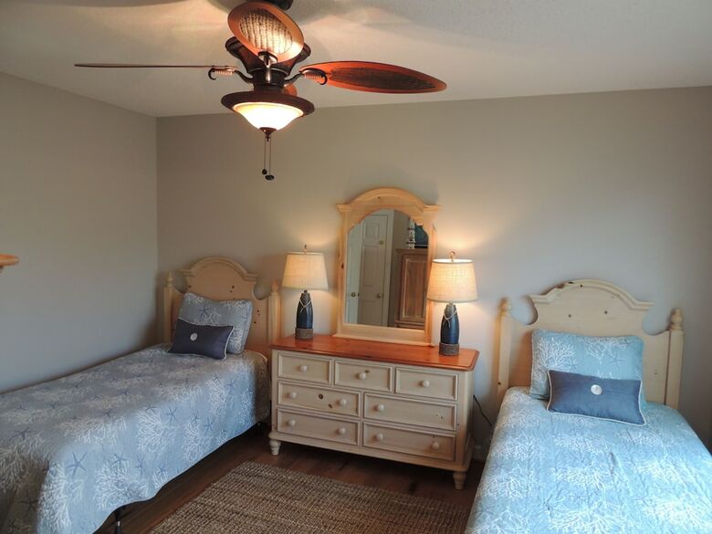Ocean Green Cottage #9675