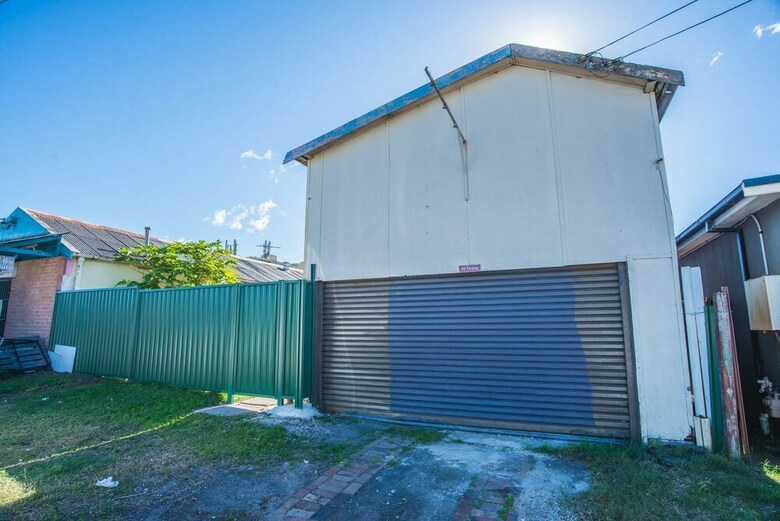 Belmore House