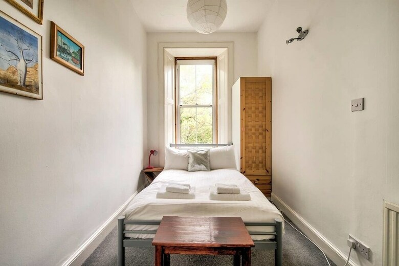 Apartamentos Bright Flat In City Centre For Up To 6 Guests!