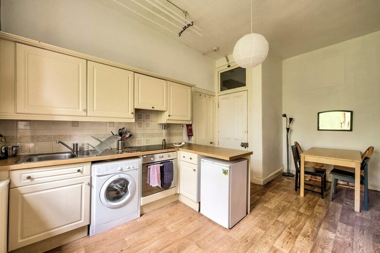 Apartamentos Bright Flat In City Centre For Up To 6 Guests!