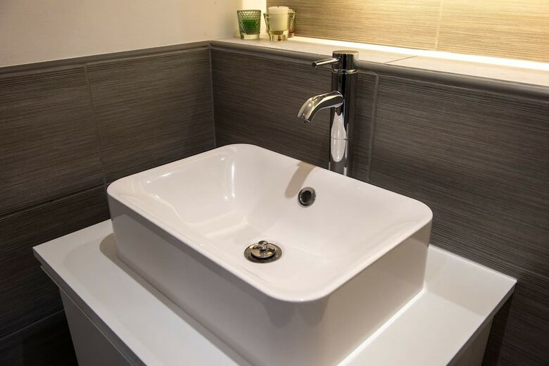 Apartamentos Modern 1br Home In Vibrant Leith Area