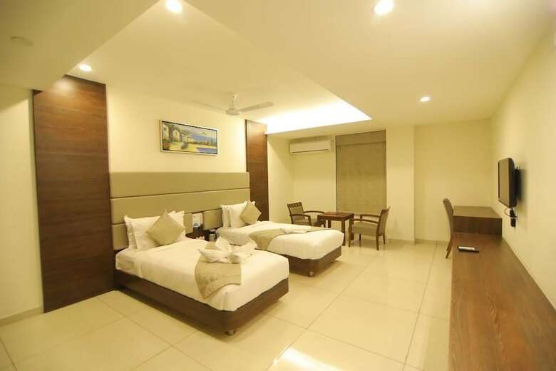 Jayson Metoda By Innovic Hotels