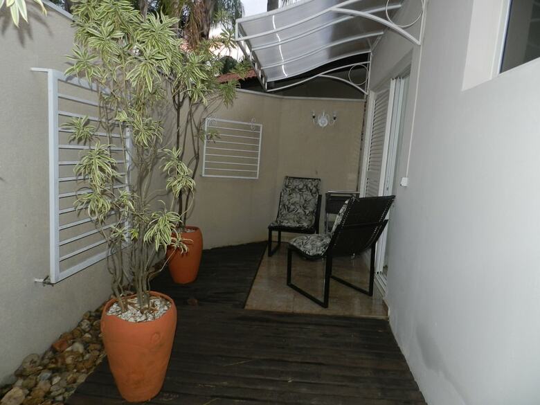 Paradise Inn Hotel E Lazer