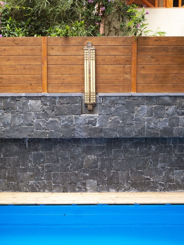 Hotel Angulo House