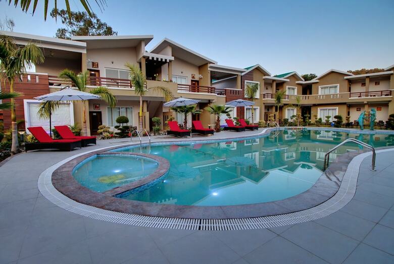 Hotel Maulik Mansion Resort