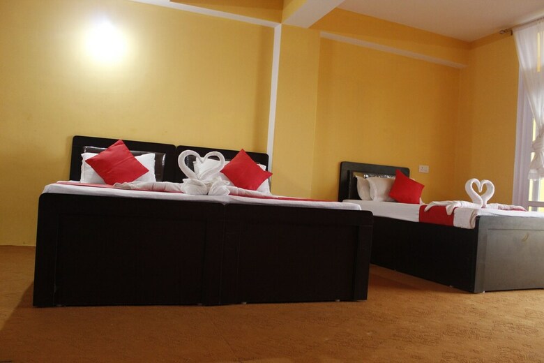 Hotel The Royal Boutique