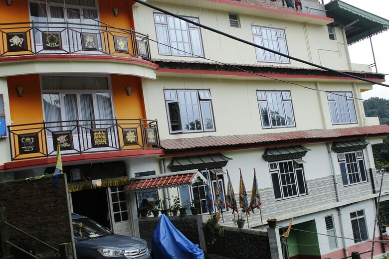 Hotel The Royal Boutique