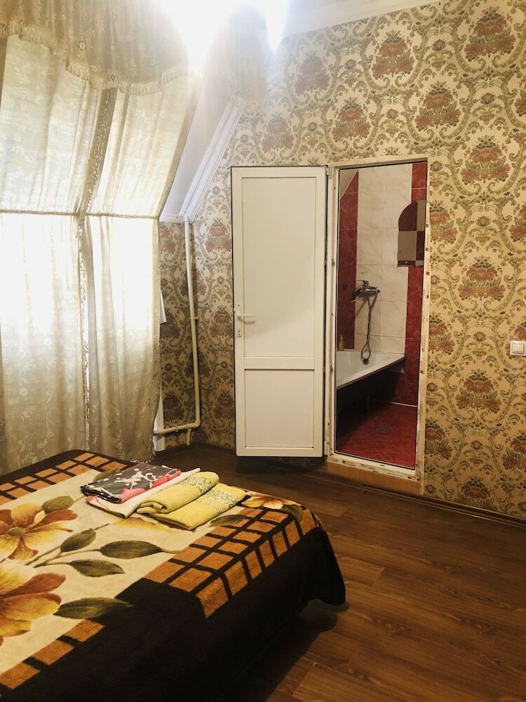 Hotel U Iliyasa Inn