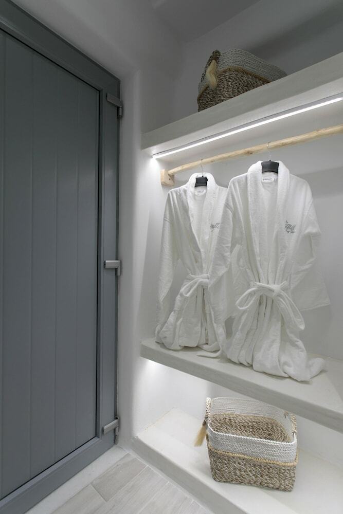 Aparthotel Mystique Of Naxos