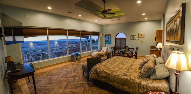 Hotel Oasis On The Rim