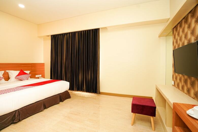 Oyo 1330 Hotel Cahaya 3