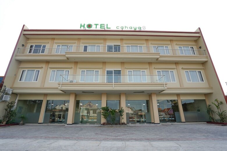 Oyo 1330 Hotel Cahaya 3