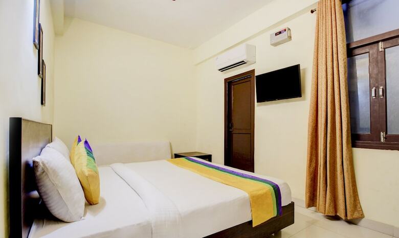 Hotel Treebo Trip Royal Monarch