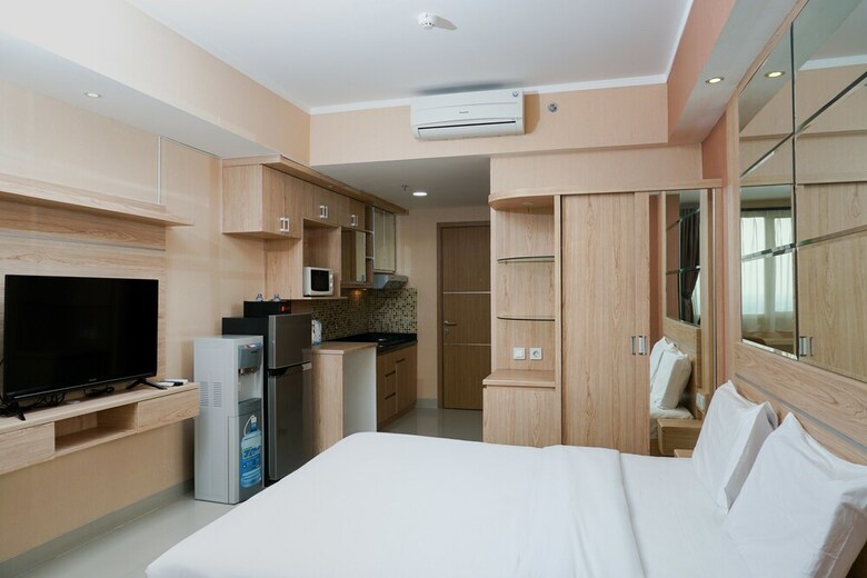 Best Homey Studio At The Oasis Apartment