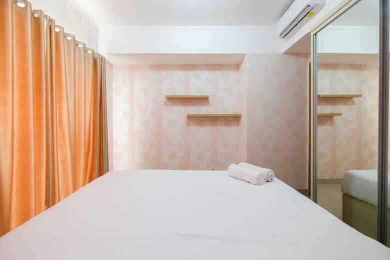 Clean 1br The Oasis Cikarang Apartment