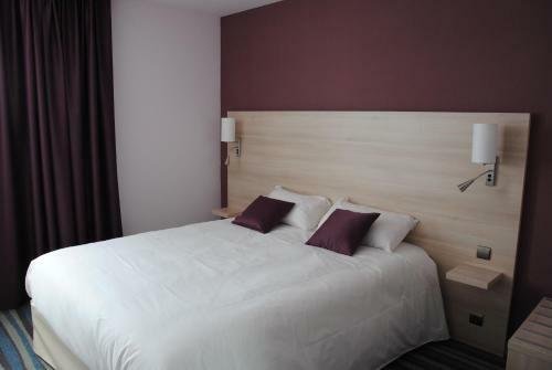 Brit Hotel Vend�e Mer