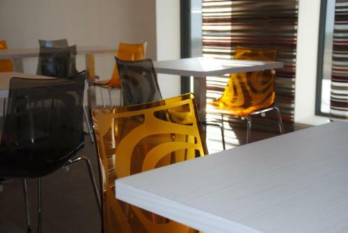 Brit Hotel Vend�e Mer