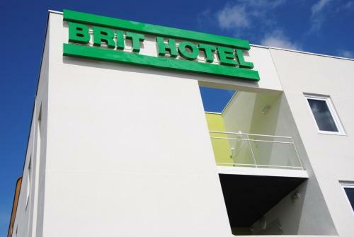 Brit Hotel Vend�e Mer