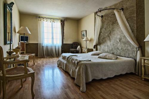 Hotel Le Mas Du Pont Roman