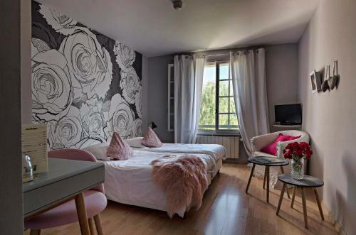 Hotel Le Mas Du Pont Roman