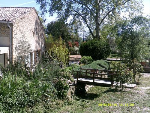 Bed & Breakfast Le Mas Aux Ar�mes