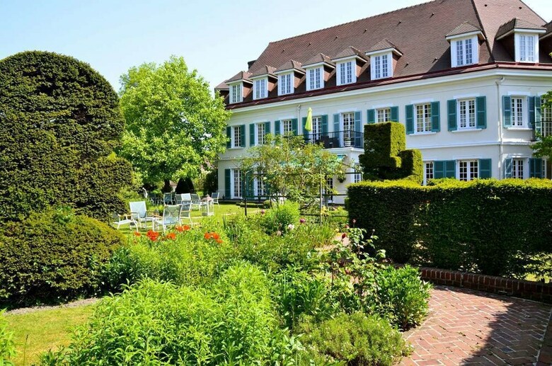 Hotel Chateau De Montreuil