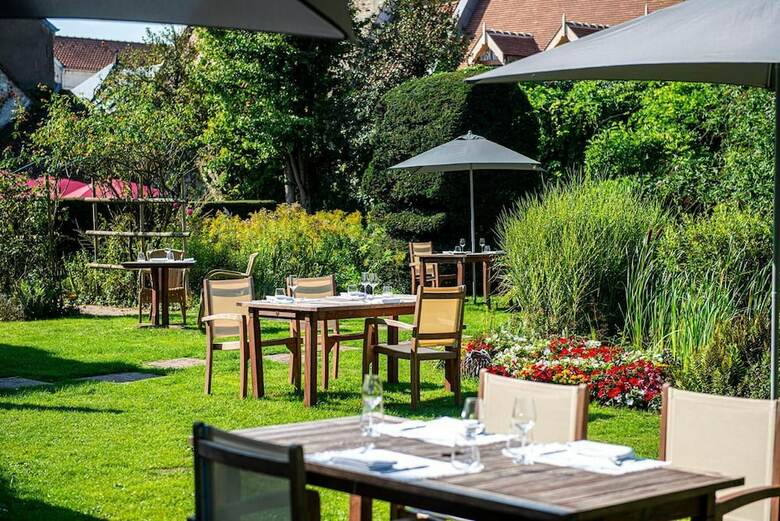 Hotel Chateau De Montreuil
