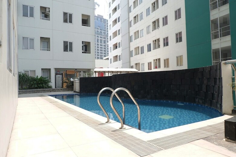 Relaxing Studio Apartment At Pavilion Permata