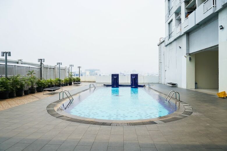 Comfy Studio Grand Kartini Apartment