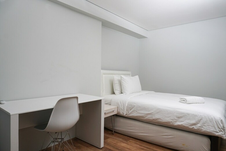2br Spacious Loft Apartment At Maqna Residence