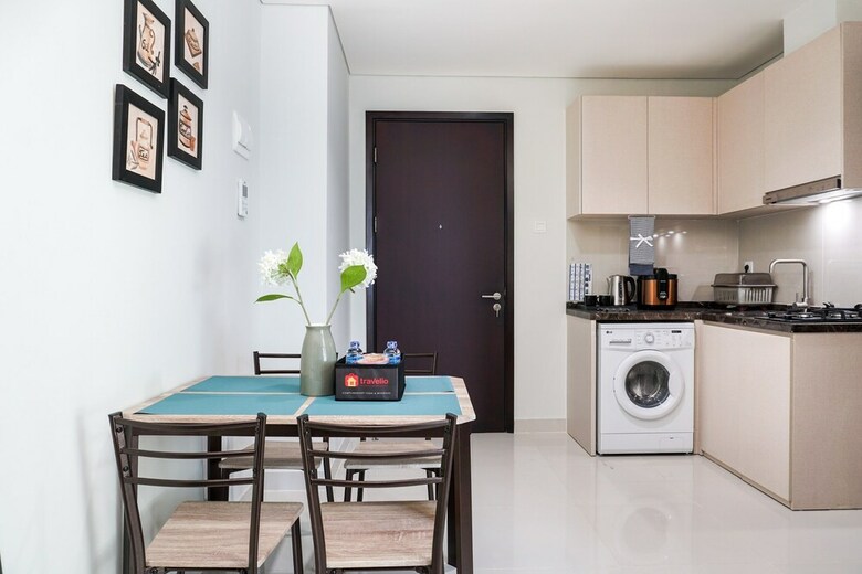 Best Location 1br Puri Mansion Apartment